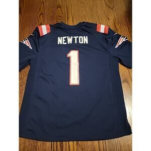 Nike Cam Newton New England PATRIOTS Jersey Youth Size Large 14-16 Football
